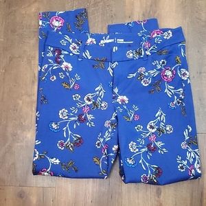 EUC Old Navy Blue Floral Pixie Mid-Rise Pants - Size 8